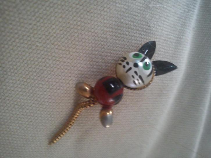 Vintage broche kat uit koper, Handtassen en Accessoires, Broches, Nieuw, Koper, Rood, 4 tot 7 cm, Ophalen of Verzenden