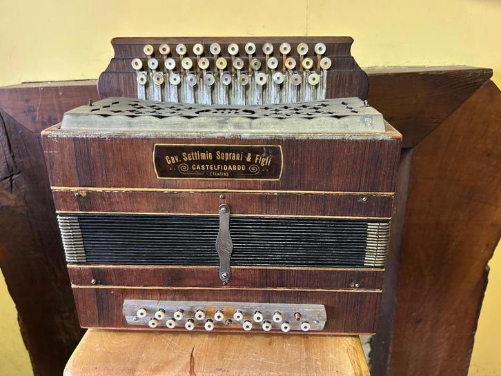 Accordéons anciens (faire offre), Muziek en Instrumenten, Accordeons, Gebruikt, Knopaccordeon, Overige formaten, Overige merken