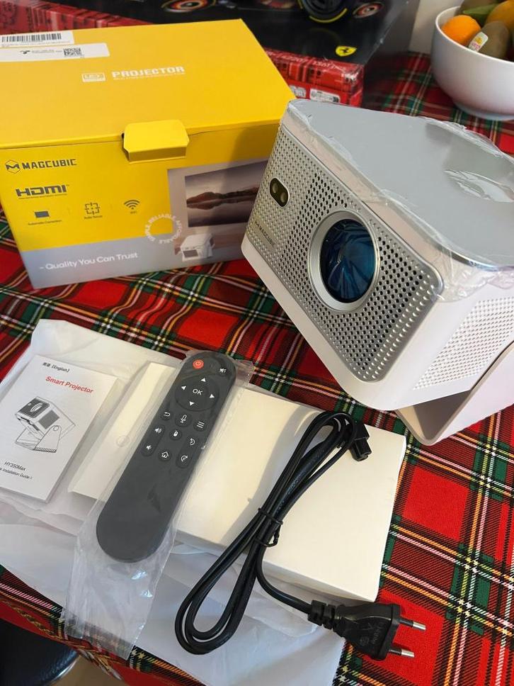 Mini projecteur 4K/8K, Android 14, Wi-Fi 6, 600 ANSI, TV, Hi-fi & Vidéo, Projecteurs vidéo, Neuf, Full HD (1080), Enlèvement ou Envoi