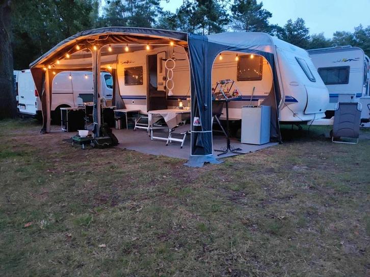 Dorema opblaasbare voortent, Caravans en Kamperen, Caravans, Particulier, Overige merken, 5 tot 6 meter, Luifel, Ophalen