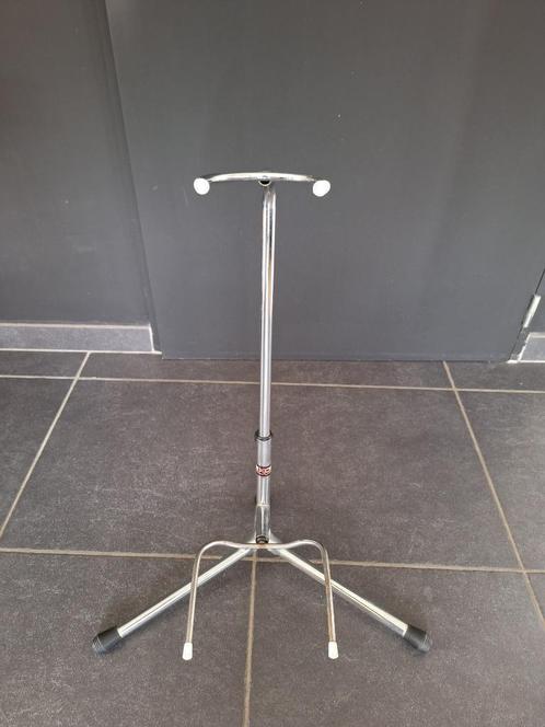 metalen gitaarstandaard van het merk Dixon, Muziek en Instrumenten, Standaarden, Gebruikt, Instrumentstandaard, Gitaar, Ophalen of Verzenden