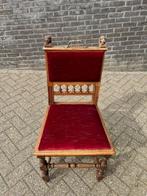 Antieke handgemaakte massieve houten stoel, Ophalen