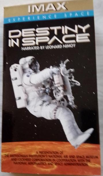 2 VHS Boarding zone et Destiny in space disponible aux enchères