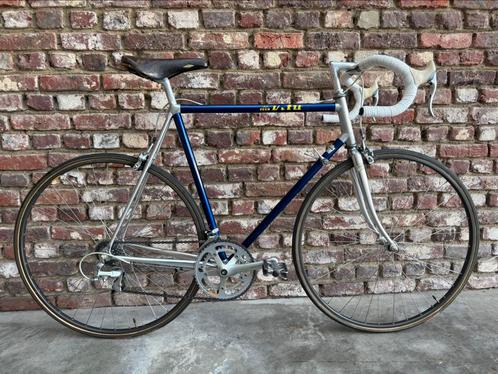 Vitus retro koersfiets in uitstekende staat, Vélos & Vélomoteurs, Vélos | Vélos de course, Utilisé, Hommes, Autres marques, Moins de 10 vitesses