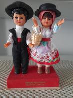 Couple de poupées folkloriques Algérie Portugal, Ophalen of Verzenden, Zo goed als nieuw, Pop, Levensecht of Reborn
