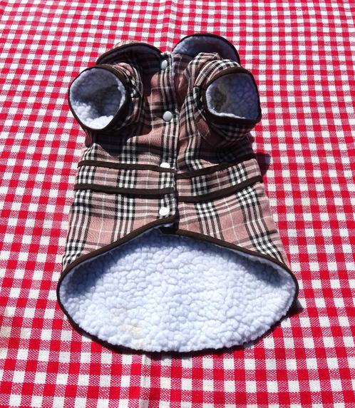 Petit manteau d’hiver, pour petit chien, Dieren en Toebehoren, Hondenkleding, Zo goed als nieuw, Hondenjas, Ophalen