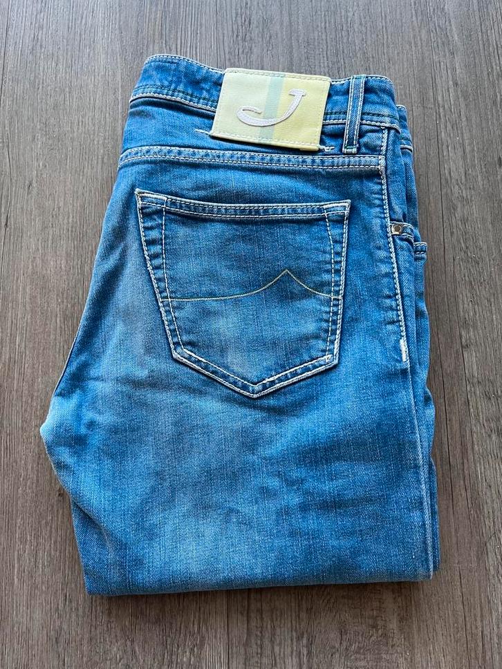Jacob Cohen jeans size 32 type J622 comfort, Kleding | Heren, Spijkerbroeken en Jeans, Zo goed als nieuw, W32 (confectie 46) of kleiner