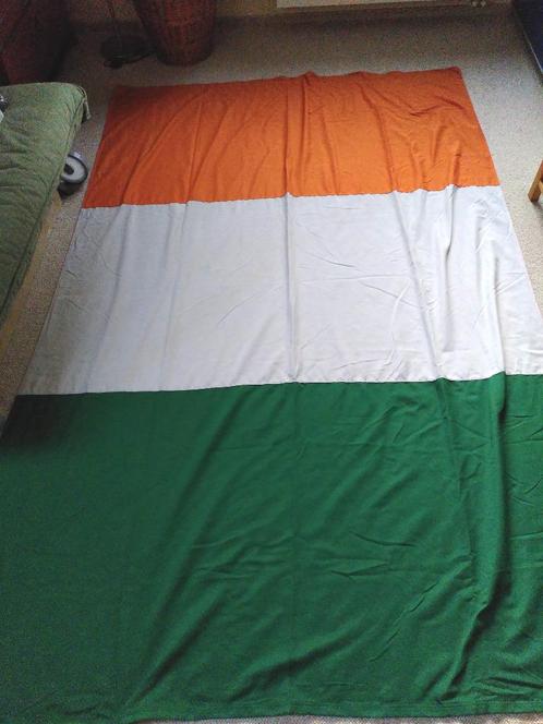 Grote Ierse vlag (Ierland), +/- 200 x 300 cm, Diversen, Vlaggen en Wimpels, Gebruikt, Ophalen of Verzenden
