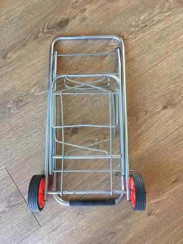 Bagagedrager opvouwbaar.  beschikbaar voor biedingen