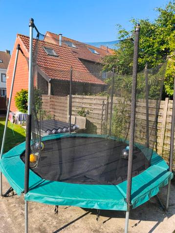 trampoline  beschikbaar voor biedingen