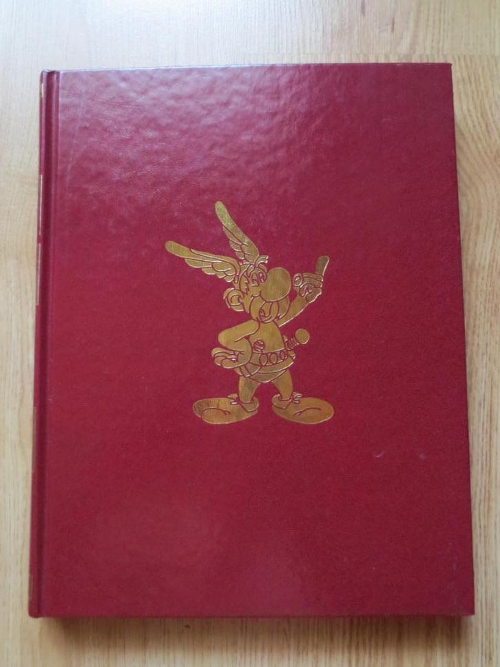 Luxe uitgave van Asterix De Galliër, Boeken, Stripverhalen, Zo goed als nieuw, Eén stripboek, Ophalen of Verzenden