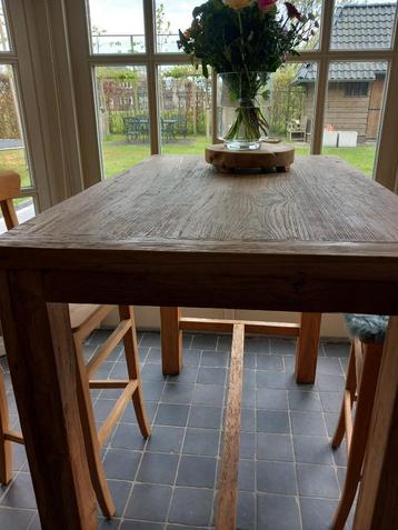 table de bar haute robuste/vieux bois de teck avec relief, Maison & Meubles, Tables | Tables à manger, Teck, 100 à 150 cm, Cinq personnes ou plus
