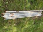 règle de maçon avec bois