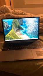 Medion laptop, Computers en Software, Windows Laptops, Ophalen, Zo goed als nieuw