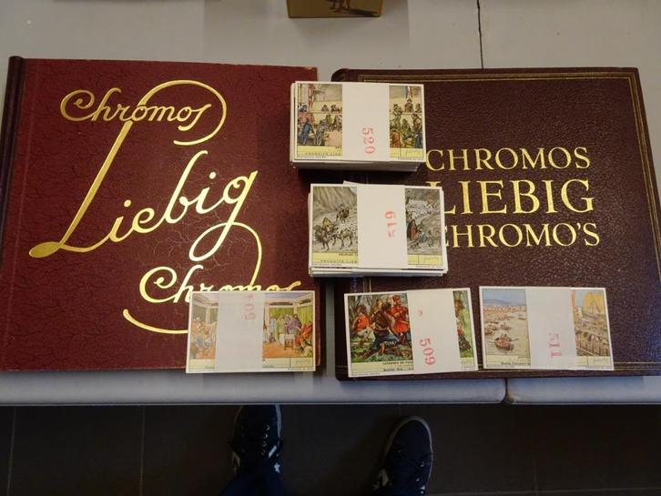 2 complete Liebig chromen albums + 42 serie - Kuifje -, Verzamelen, Stripfiguren, Gebruikt, Plaatje, Poster of Sticker, Kuifje