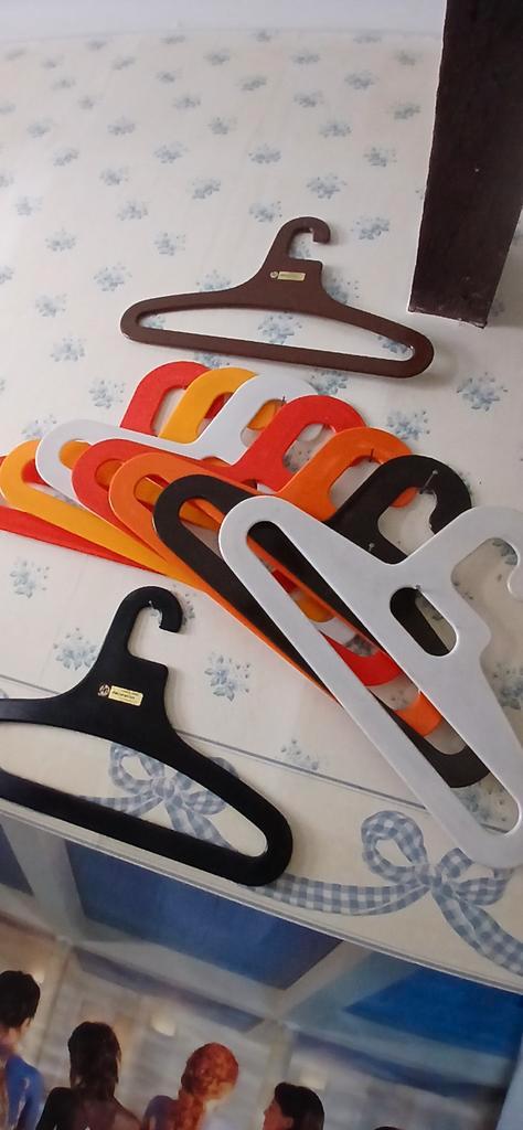 Ingo hangers — Art Deco, Kleding | Dames, Kledinghangers, Zo goed als nieuw, Hout, Volwassenen, Ophalen of Verzenden