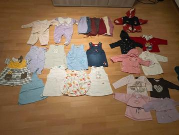 Lot 27 vêtements fille taille 72 (9-12 mois) beschikbaar voor biedingen
