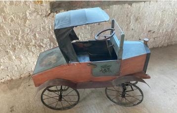 antieke trapauto 1900 beschikbaar voor biedingen