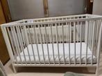 Ikea babybed met matras en aërosleep topping, Kinderen en Baby's, Babywiegjes en Ledikanten, Ophalen, Zo goed als nieuw