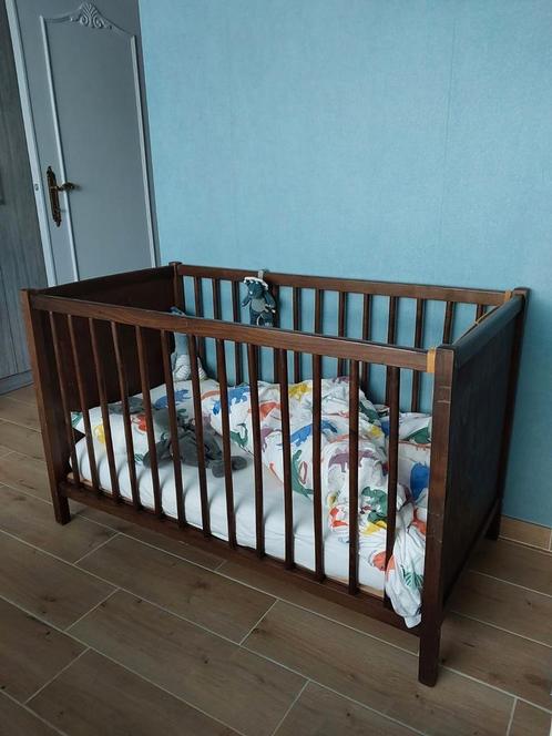 Babybed met matras 120x60 cm in hoogte verstelbaar, Kinderen en Baby's, Babywiegjes en Ledikanten, Gebruikt, Ledikant, Ophalen