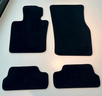 Tapis voiture quasi neuf - mini cabriolet F57 beschikbaar voor biedingen