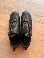 Fizik Terra X5 offroad, Fietsen en Brommers, Fietsaccessoires | Fietskleding, Ophalen, Zo goed als nieuw