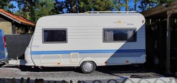 Leuke propere caravan te koop, Caravanes & Camping, Hobby, Particulier, Roue de secours, Lit fixe