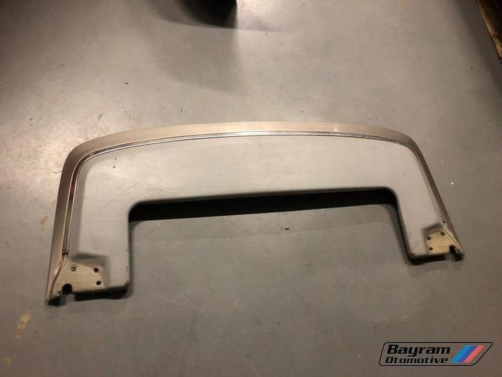 Bmw E30 cabrio afdekplaat achter cabriodak beige 3-serie 325, Autos : Pièces & Accessoires, Carrosserie & Tôlerie, Haillon arrière