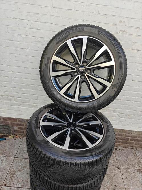 Originele ford kuga 18 inch met 4season banden, Auto-onderdelen, Banden en Velgen, Banden en Velgen, All Season, 18 inch, 235 mm