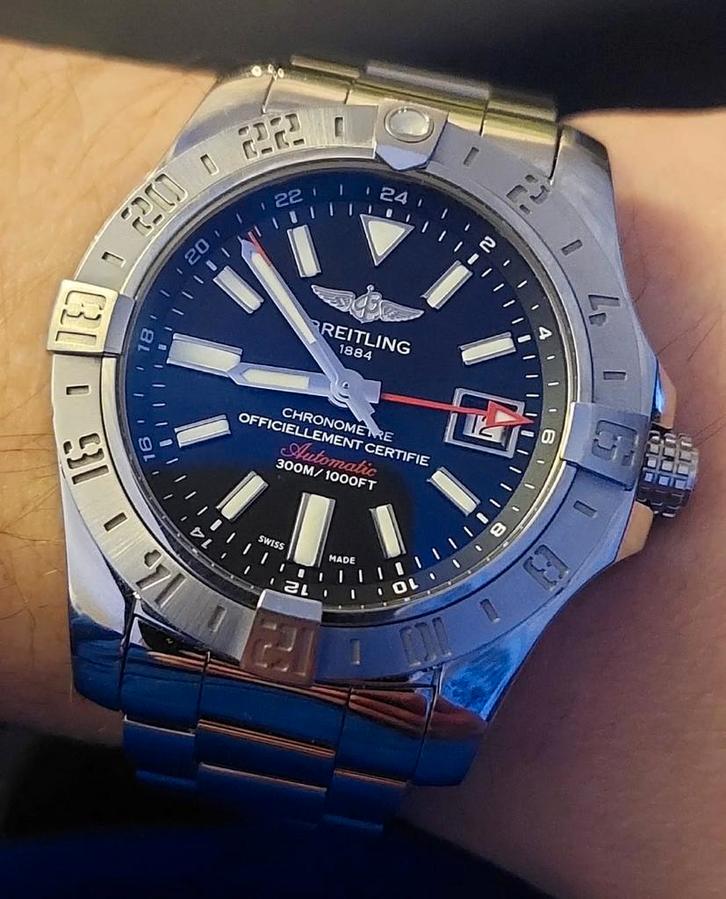 Breitling Avenger 2 GMT 43 mm full set, Handtassen en Accessoires, Horloges | Heren, Zo goed als nieuw, Breitling, Ophalen of Verzenden