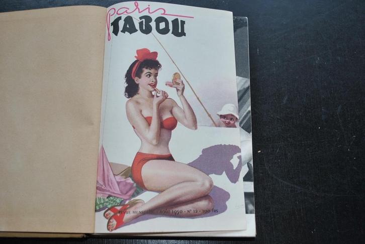 Reliure 6 revues Paris Tabou + Chichis Pin Up érotique 1950, Boeken, Tijdschriften en Kranten, Gelezen, Overige typen, Ophalen of Verzenden