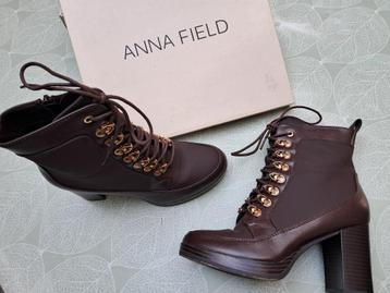 Merk Anna Field: lederen laarzen (zie foto's) beschikbaar voor biedingen