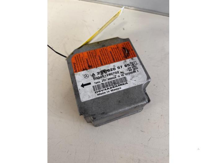 Module airbag d'un Mercedes E-Klasse, Autos : Pièces & Accessoires, Électronique & Câbles, Mercedes-Benz, Utilisé, 3 mois de garantie