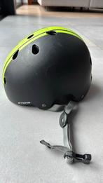 Btwin jongens fietshelm zwart groen, Fietsen en Brommers, Gebruikt, Decathlon Btwin, Jongen, Ophalen