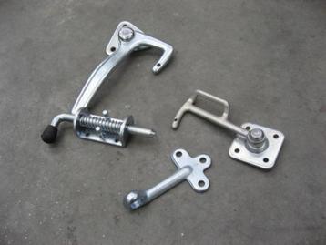 Hang en sluitwerk voor aanhangwagens te 9300 Aalst beschikbaar voor biedingen