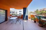Appartement met een ruim terras in Villamartin, Spanje, 2 kamers, Villamartin, 128 m²