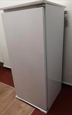 Frigo me diepvries mogelijk voor inbouw wit goed onderhouden, Ophalen, 120 tot 140 cm, 200 liter of meer, Zo goed als nieuw