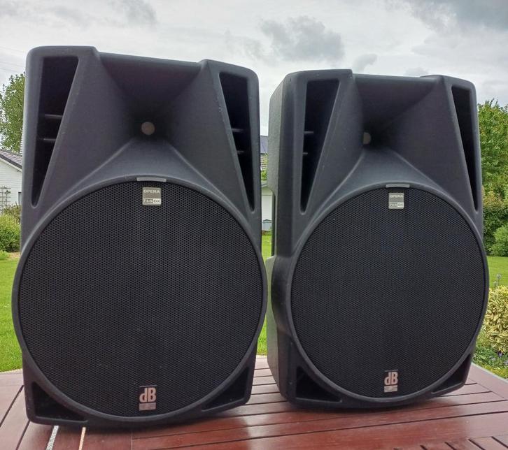 Enceintes DBtechnologie  série OPERA, Audio, Tv en Foto, Luidsprekerboxen, Gebruikt, Front, Rear of Stereo speakers, 120 watt of meer