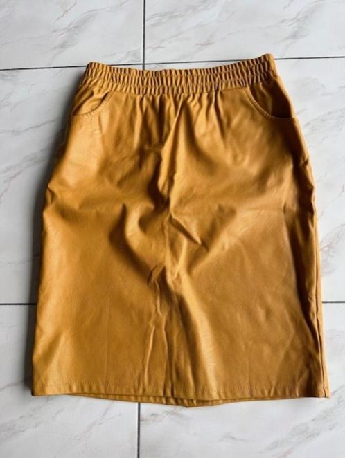 Jupe Oker fabriquée en Italie taille XL (nr7824), Vêtements | Femmes, Jupes, Porté, Taille 46/48 (XL) ou plus grande, Jaune, Longueur genou