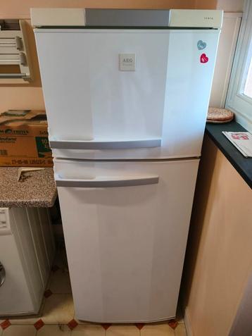 Réfrigérateur-freezer, Elektronische apparatuur, Koelkasten en IJskasten, Ophalen, Zo goed als nieuw