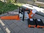 NEUF - Tronçonneuse STIHL MS 220 T + 2 batteries AP 500 S, Ophalen of Verzenden, Nieuw, Stihl