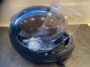 helm beschikbaar voor biedingen