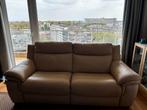 Beige leren bank, Ophalen, Relax électrique, Leer, Zo goed als nieuw