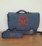 Boekentas met bijhorend pennenzak (Caramel en Cie), 30 tot 40 cm, Overige kleuren, Aktetas of Boekentas, Ophalen of Verzenden