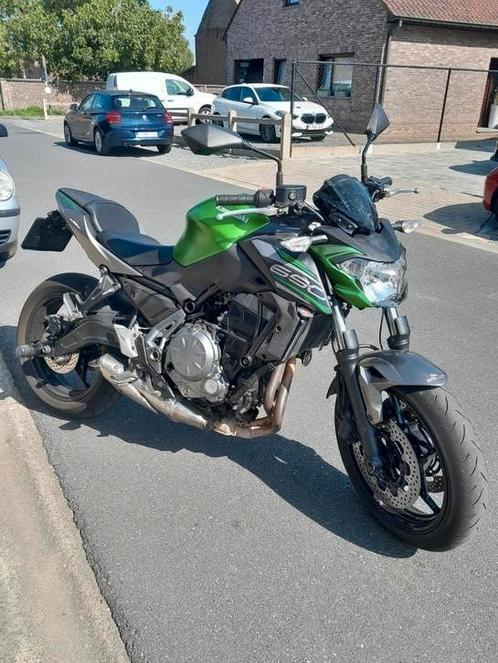 Kawasaki z650 ABS reeds gekeurd voor verkoop, Motoren, Motoren | Kawasaki, Particulier, Naked bike, meer dan 35 kW, 2 cilinders