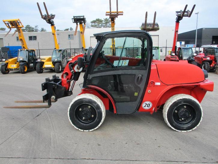 Verreiker JCB 520-40 4WS  (156), Doe-het-zelf en Bouw, Lieren en Takels, Gebruikt, Ophalen