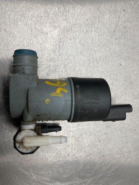 RUITENSPROEIERPOMP VOOR Nissan Qashqai (J11) (01-2013/-), Auto-onderdelen, Ruiten en Toebehoren, Nissan, Gebruikt