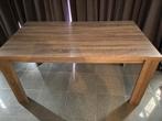 Eetkamertafel, klein beetje beschadiging aan poten, zie foto, Huis en Inrichting, Tafels | Eettafels, Ophalen, Gebruikt