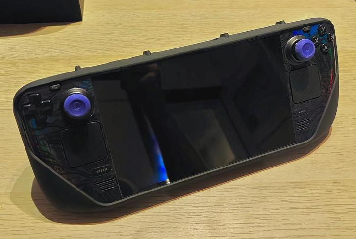 Steam Deck OLED 512GB + accesoires, Games en Spelcomputers, Spelcomputers | Overige, Zo goed als nieuw, Ophalen