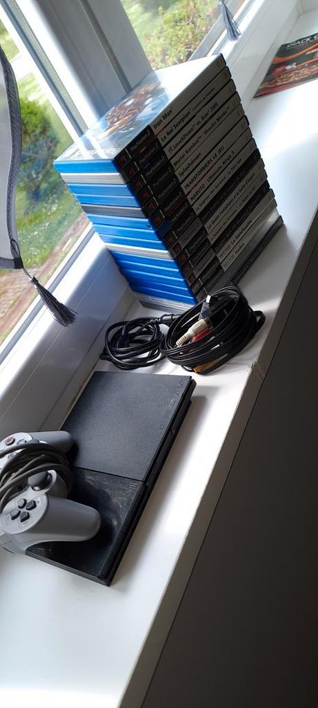 PlayStation 2 silm avec 15 jeux manette câbles à saisir ️️↙️, Games en Spelcomputers, Spelcomputers | Sony PlayStation 2, Zo goed als nieuw